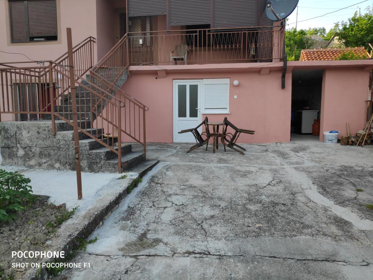Apartman Pavle 2 Вирпазар Екстериор снимка
